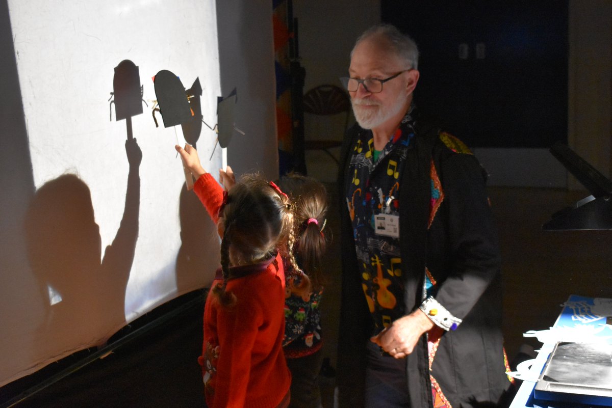 The Owl, the Pussycat & their beautiful pea green boat took centre stage with Kindergarten & Nursery this morning. They were gripped by the retelling of the tale by a shadow puppeteer before crafting their own puppets & staging their own performance #imagination #stageconfidence
