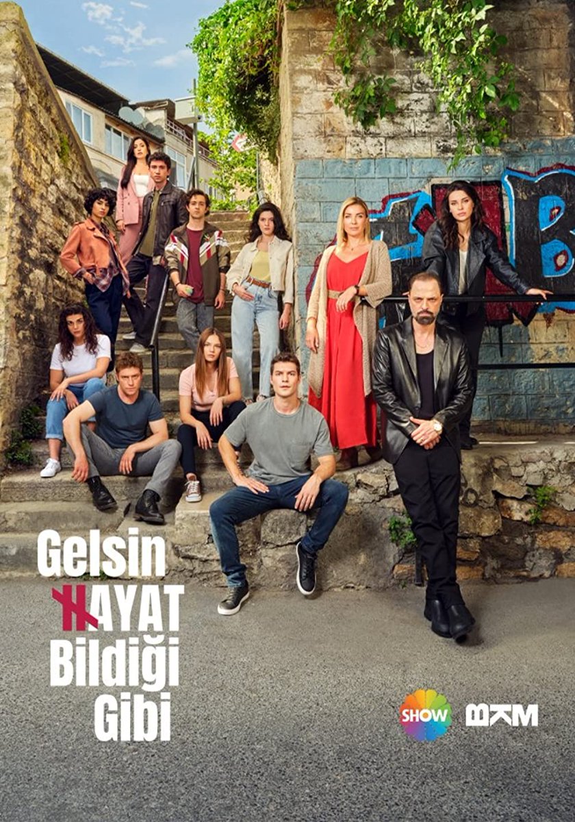 huyde12's tweet photo. Yayına Total'de 1,71 AB'de 1,97 ve ABC'de 2,10 reyting alarak başlamıştı. EN düşük reyting açılışlarından biriydi bu yaz sezonu ve ona rağmen her hafta ÜSTÜNE katarak devam etti ve şu an 2022 yaz sezonundan ayakta kalan TEK dizi! Tüm ekibi kutluyorum 🤍

#GelsinHayatBildiğiGibi https://t.co/4Qk2evOES3