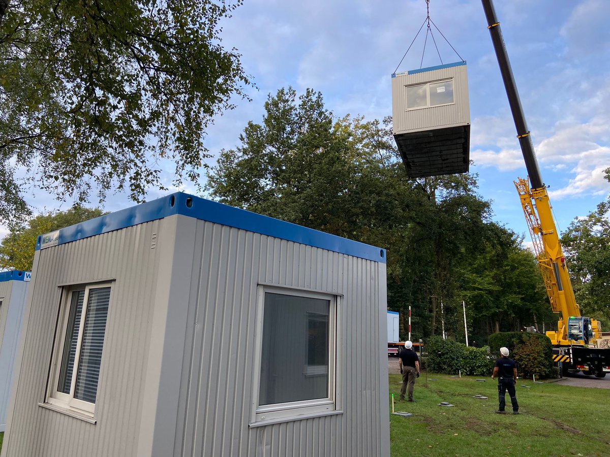 crisisGM's tweet photo. 📌 Nieuw: dashboard met opvangplekken in de regio
Bekijk de laatste cijfers over opvang van vluchtelingen uit Oekraïne, asielzoekers en statushouders in Gelderland-Midden in een actueel dashboard.
👉 https://t.co/xt4h2HLxF1
#VGGM #gelderlandmidden #vluchtelingen #asielzoekers https://t.co/eGEqE4Lffm