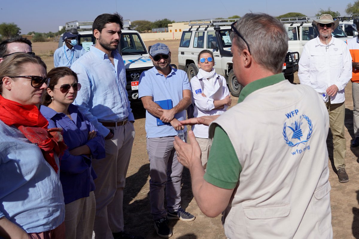 WFP_Europe's tweet photo. This week diplomats from the #EU &amp; Member States visited food-insecure #Sudan to see how WFP's &amp; the EU’s triple nexus approach is making a difference.

Thanks to #TeamEurope, we’re providing vital food assistance, strengthening livelihoods &amp; supporting smallholder farmers. https://t.co/yq0qF4eH9y