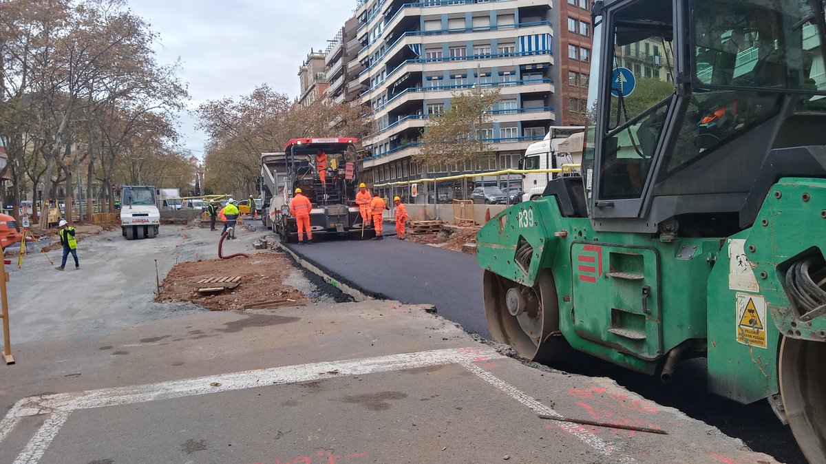 En bici x Barcelona tweet media