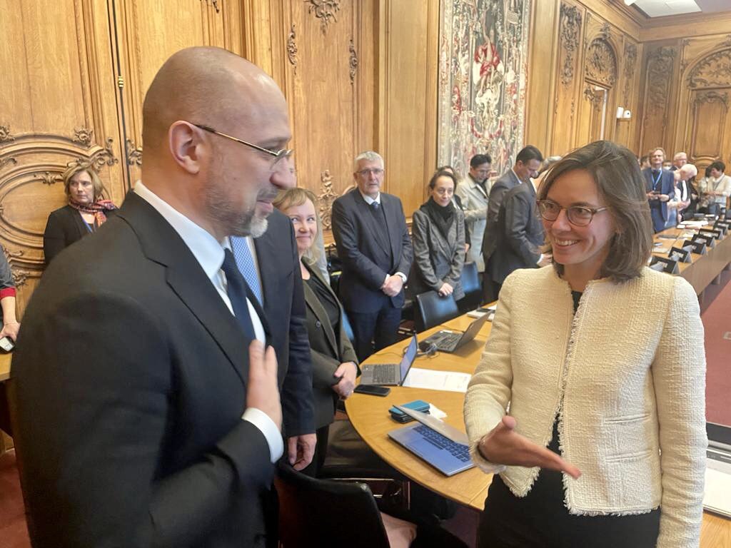 A la veille de la conférence « Solidaires du peuple ukrainien » qui se tient à Paris, le Conseil de l’<a href="/OCDE_fr/">OCDE</a> reçoit le Premier Ministre  🇺🇦 <a href="/Denys_Shmyhal/">Denys Shmyhal</a> pour apporter notre soutien à son peuple qui se bat sans relâche et soutenir la résilience et la reconstruction du pays