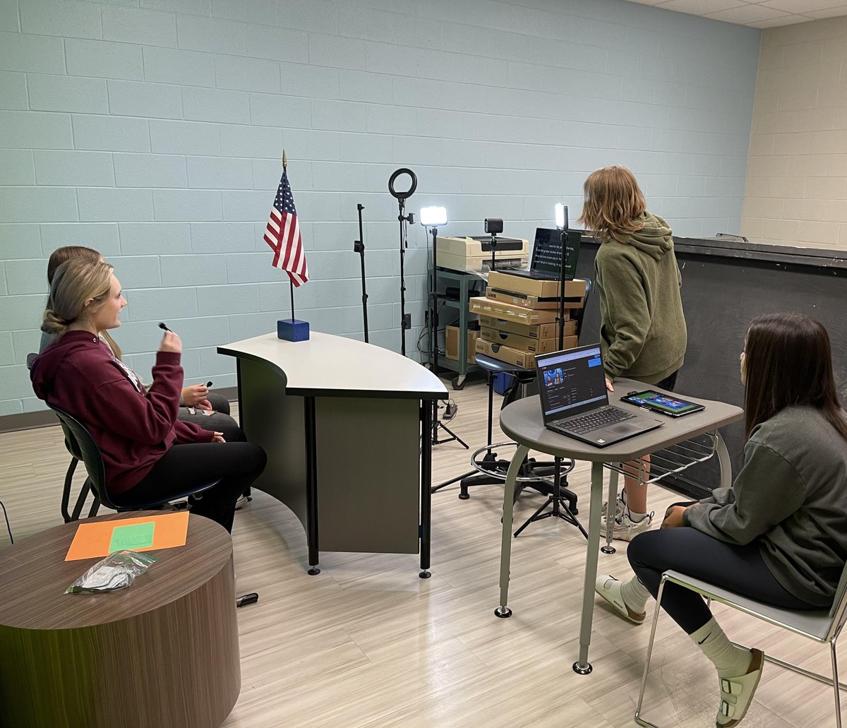 Students at Stanley Middle #livestream their announcements each morning! The process is entirely student-operated, using lighting, #YouTube Live, and a teleprompter. The team gathers important school-related announcements via a #Google form, along with jokes sent in by students.
