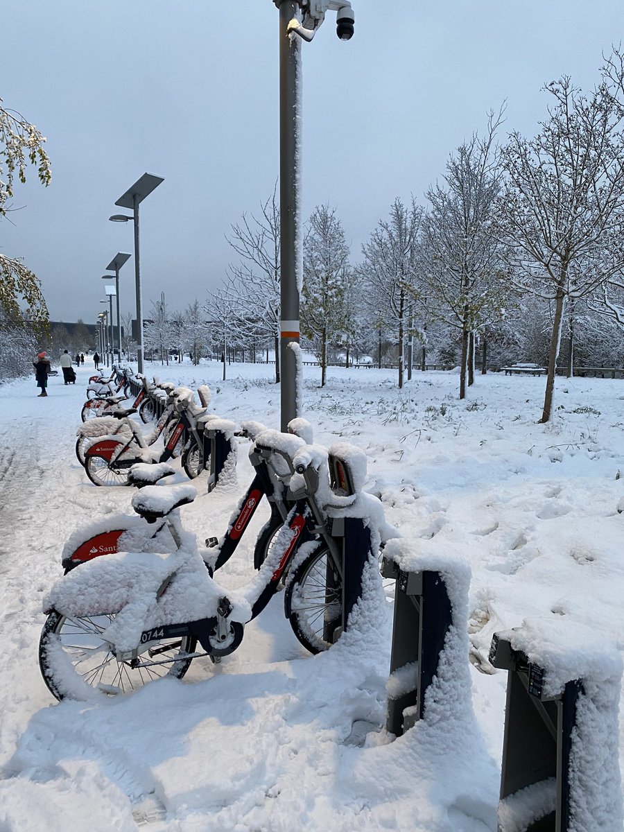 Snow in London this morning