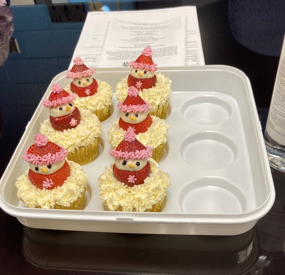 Shannon Donahue tweet media