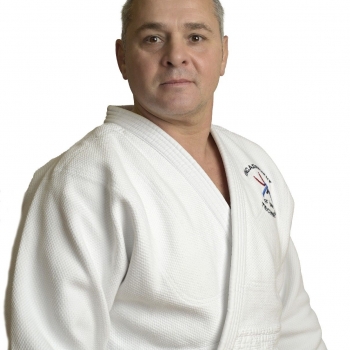 🥋 Aujourd'hui, Grég reçoit Damien Piau, membre de l'équipe technique régionale de la Ligue Nouvelle Aquitaine Judo Jujitsu et Disciplines Associées.
Plus d'infos : nouvelle-aquitaine-judo.ffjudo.com

🎙 Retrouvez-nous, ce midi pile, en direct sur SOUVENIRS FM 88.6 !