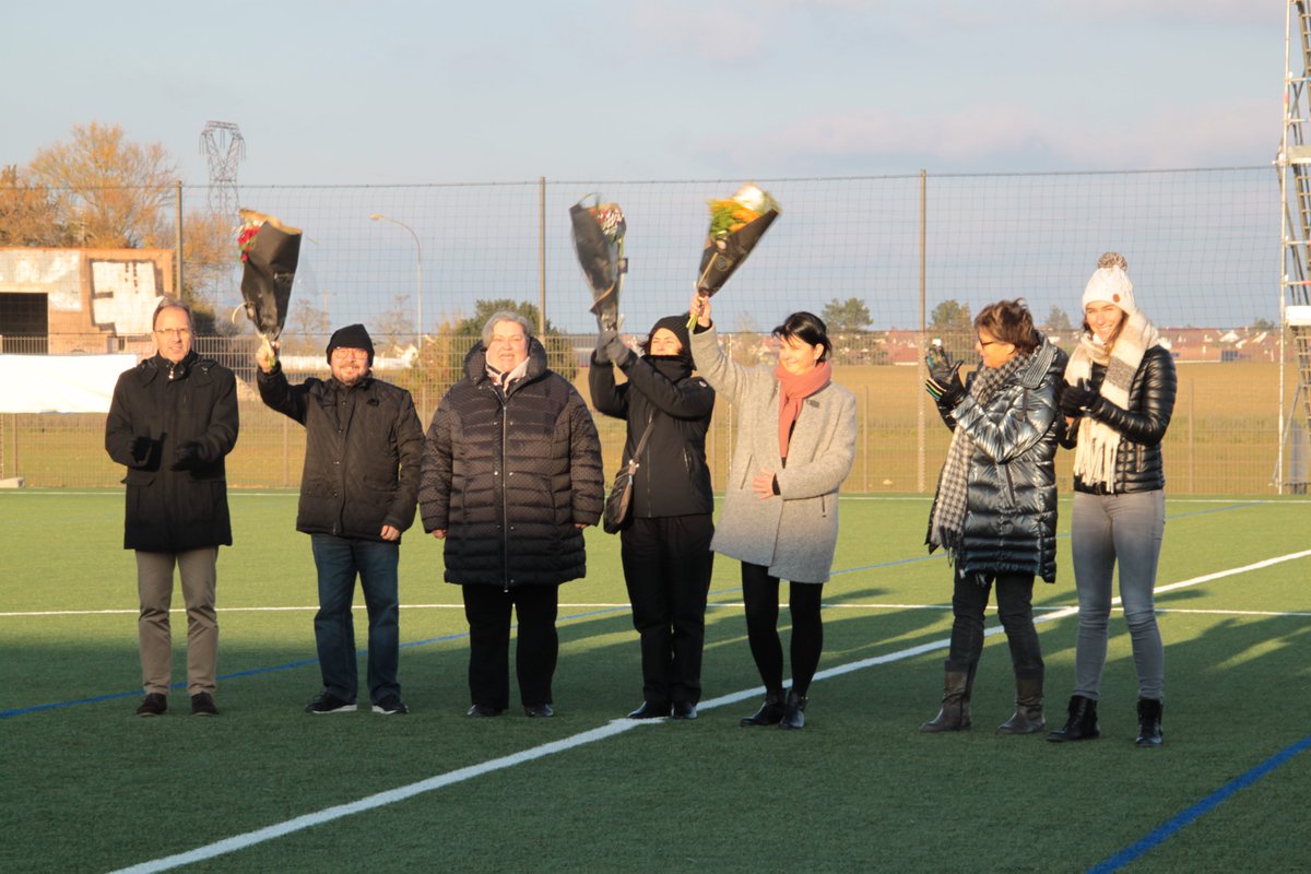 🔴🟡[𝐄𝐕𝐄𝐍𝐄𝐌𝐄𝐍𝐓]📷| Samedi 10 Décembre avait lieu le Challenge Sport et Valeurs Citoyennes où plusieurs associations étaient récompensées. Un grand bravo à elles et un grand merci au <a href="/DFCO_Officiel/">Dijon FCO</a> de nous avoir accueilli dans leur tout nouveau centre d'entraînement !