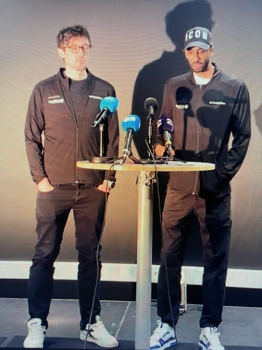 💛<a href="/AmahlPellegrino/">Amahl W.Pellegrino#7</a> forlenger med 2 år🙌🏻💛#Pellegrino #glimt