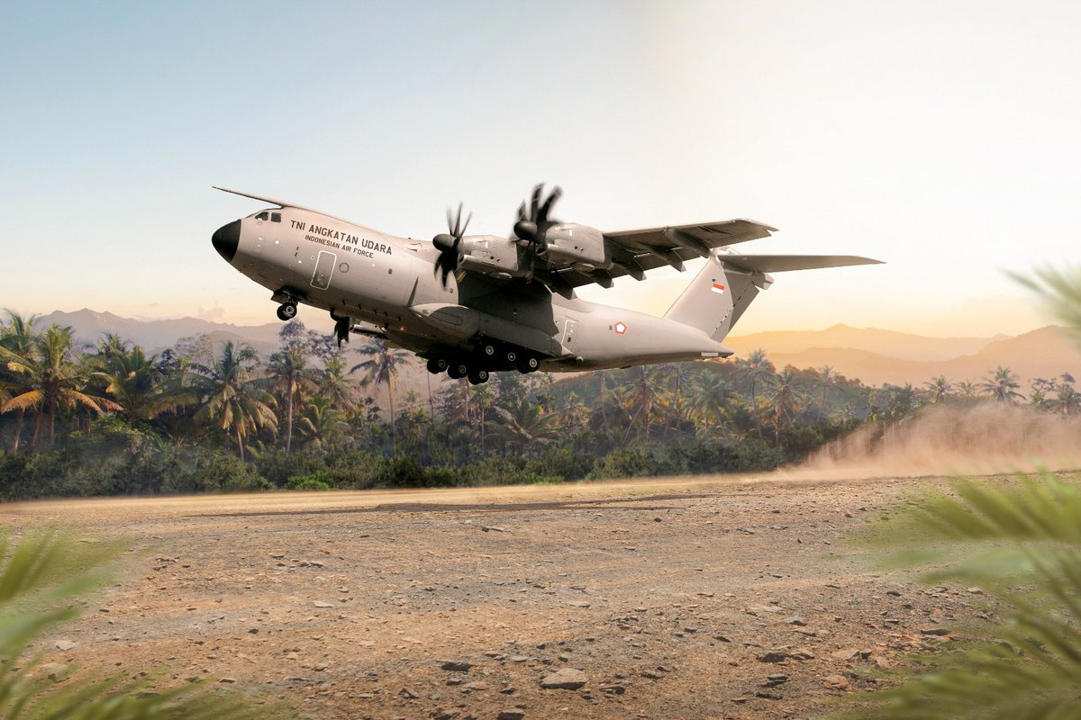 Live at #AirbusTMB . Update on the #A400M for Indonesia: the contract has formally entered into force. We welcome Indonesia 🇮🇩 to the #A400M family as the 10th operator. airbus.com/en/Trade-Media…