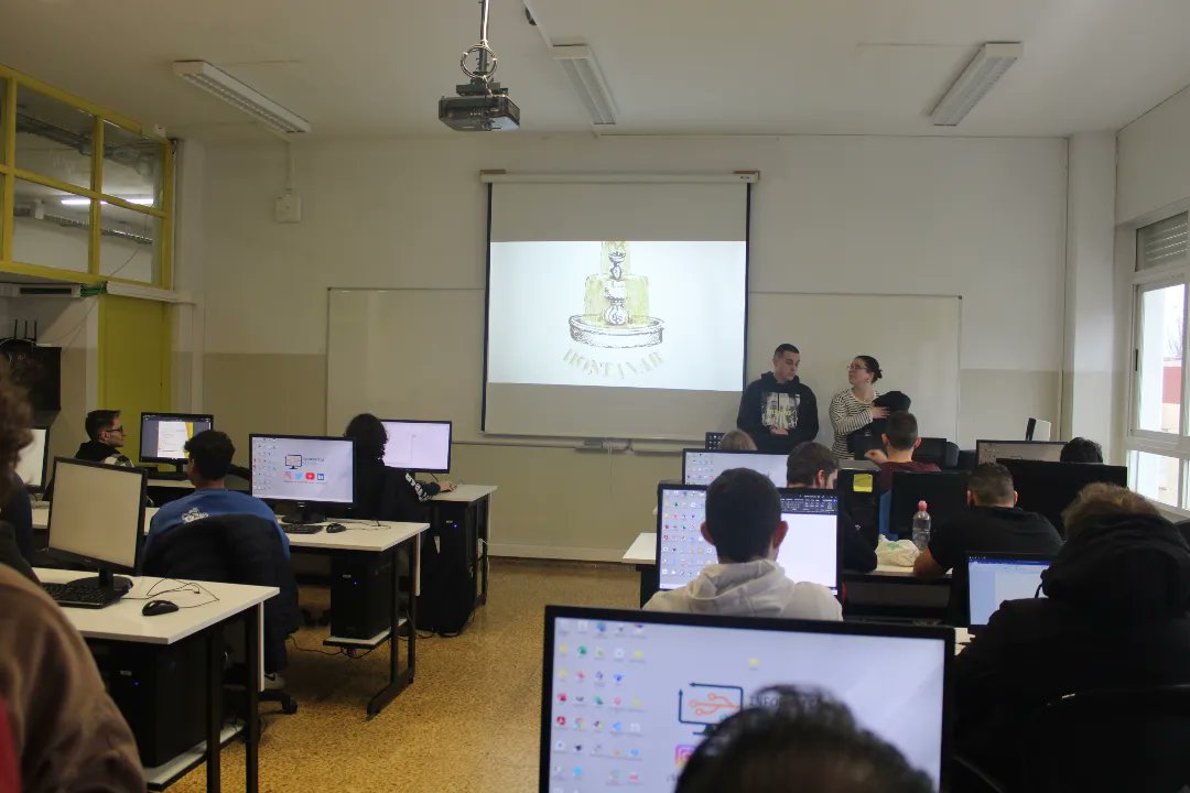 Buenas noticias.
¡Tendremos página web!

Nuestros compañeros del Ies Augusto González Linares del ciclo formativo de desarrollo de aplicaciones web colaborarán con nosotros para crear nuestra nueva página.

Ha sido un placer compartir esto con vosotros!!!