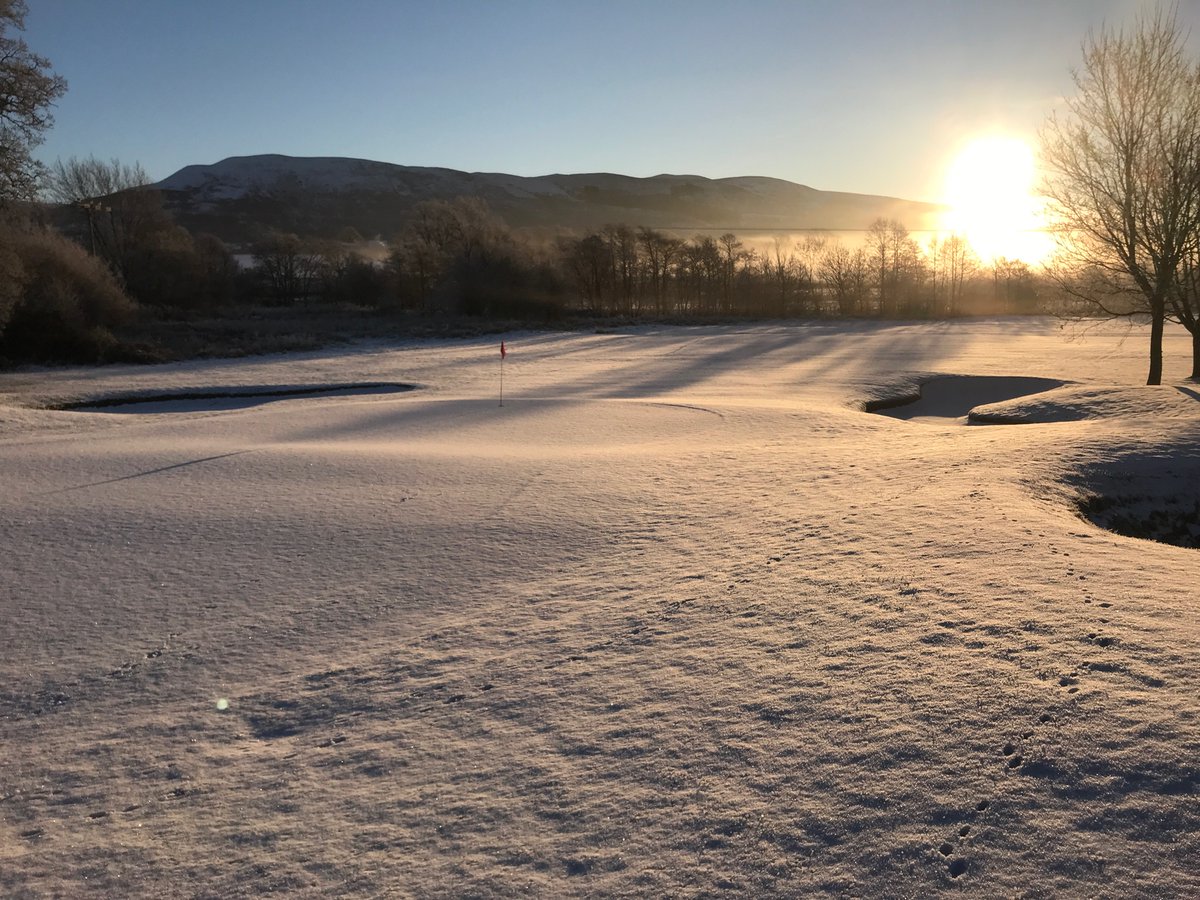 KGreenkeeping's tweet photo. Beautiful morning. -10 here in the Yorkshire Dales where it apparently never snows https://t.co/rUFI5wjhFv