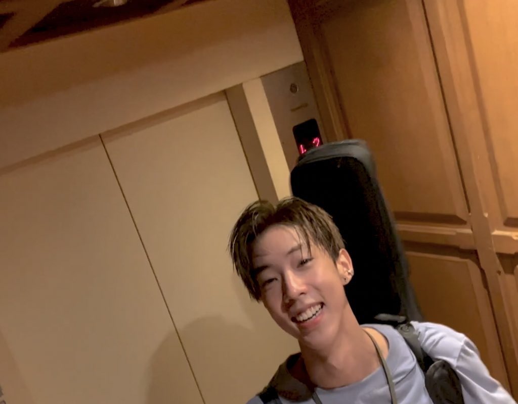 Groobgroobs's tweet image. อิจฉาคนถือกล้องว่ะ