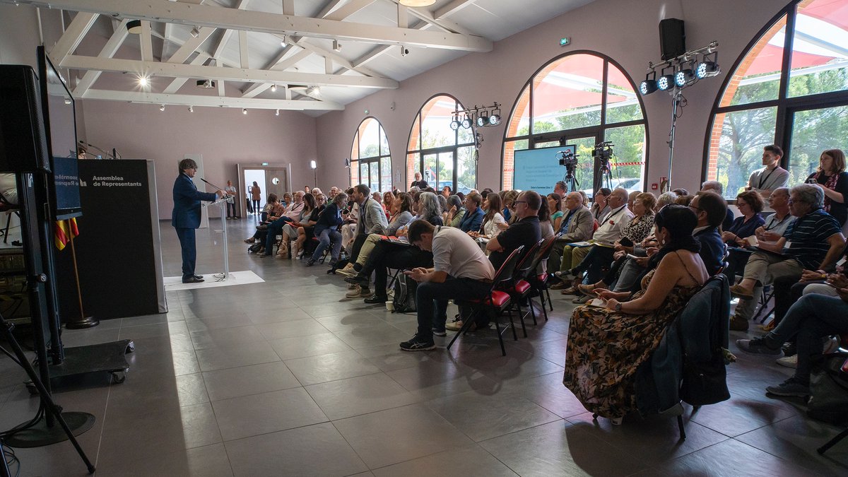 🔴 Si estàs registrat al Consell, ja pots participar en la consulta sobre el Codi General. Tens temps fins al divendres 16 de desembre a les 10 h.

🗳️Vota a través de l'app o en aquest enllaç: bit.ly/3FJkqZ4

#PreparemNos