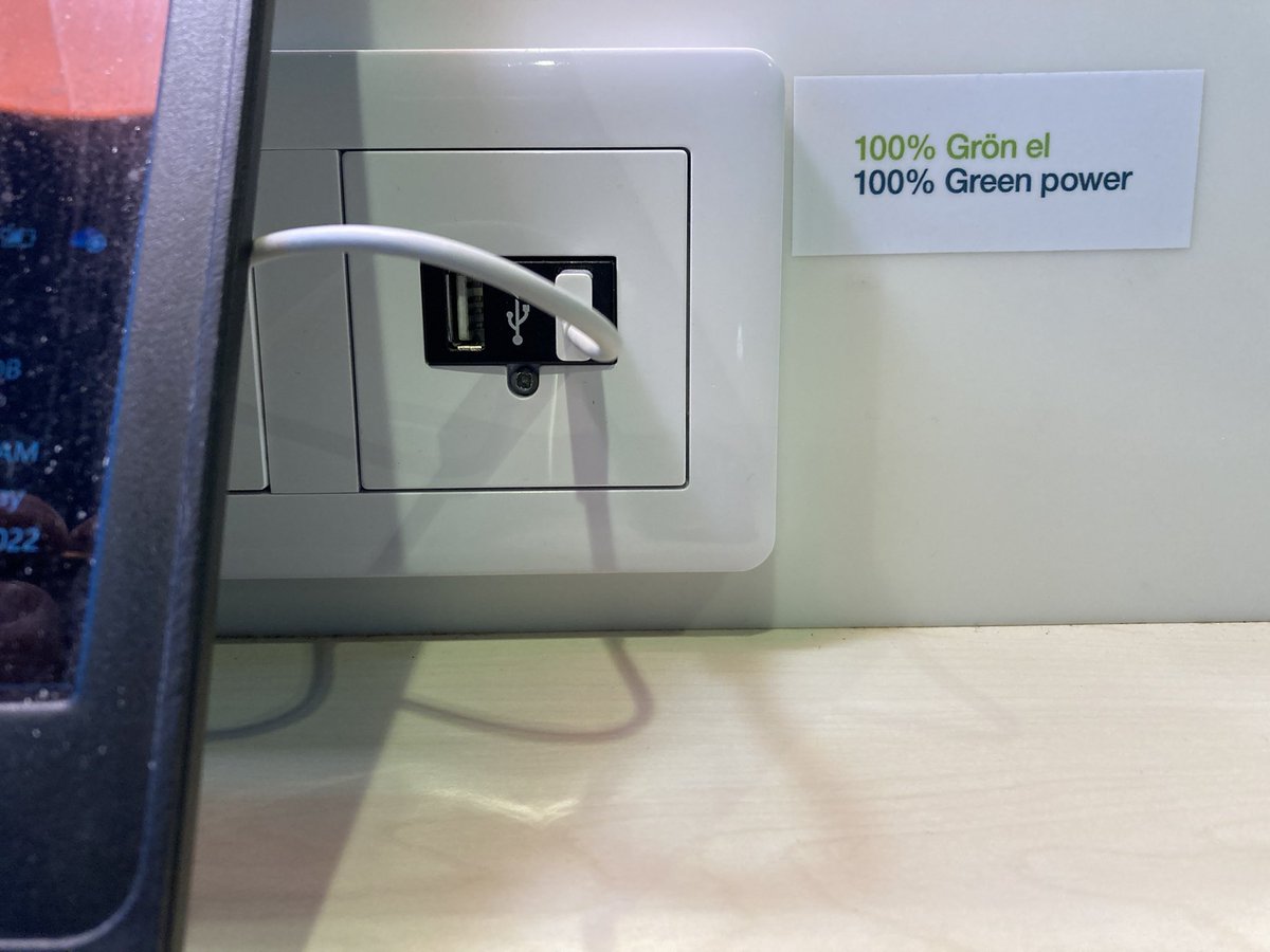 runearnes's tweet image. Neat. 100% green power.