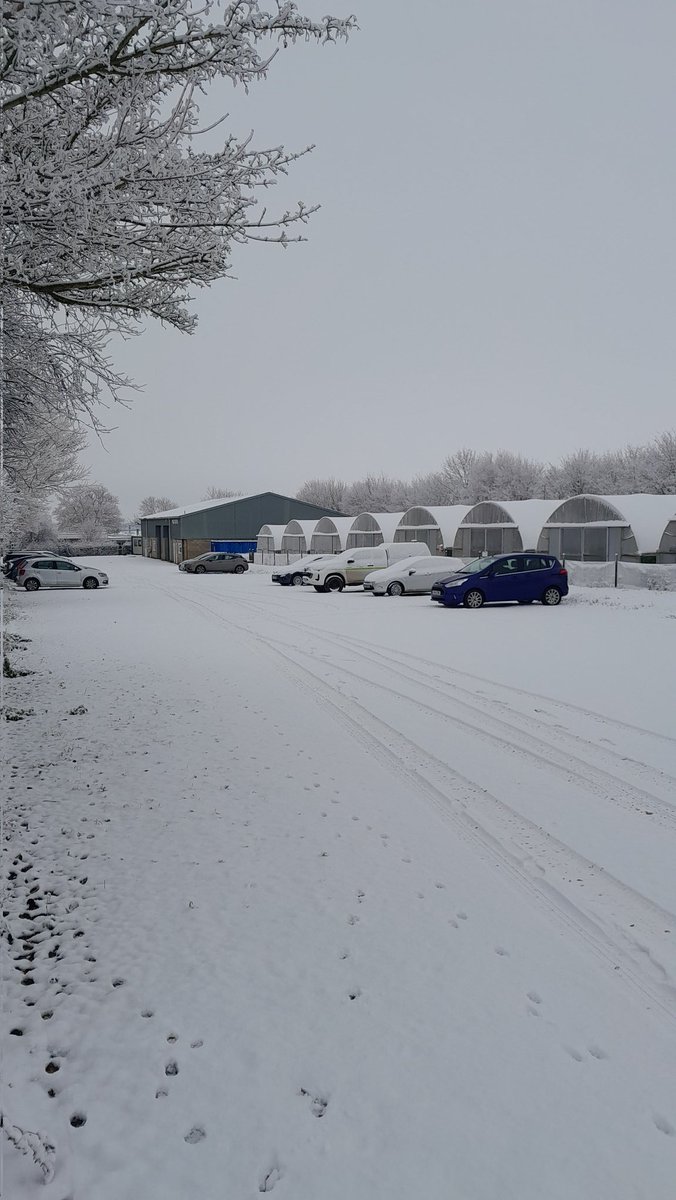 ADASBoxworth's tweet photo. Snowy scenes at Boxworth this morning. Winter has most definitely arrived! 🌨❄️⛄️ @ADASGroup https://t.co/xRlBdqoIoo