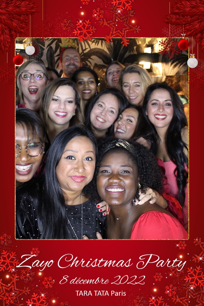 Celine_Zayo's tweet photo. X-Mas Parties with my @ZayoGroup family 🥳🤶 From Paris and London with ❤️ #happyculture https://t.co/OC4N7ngqCj