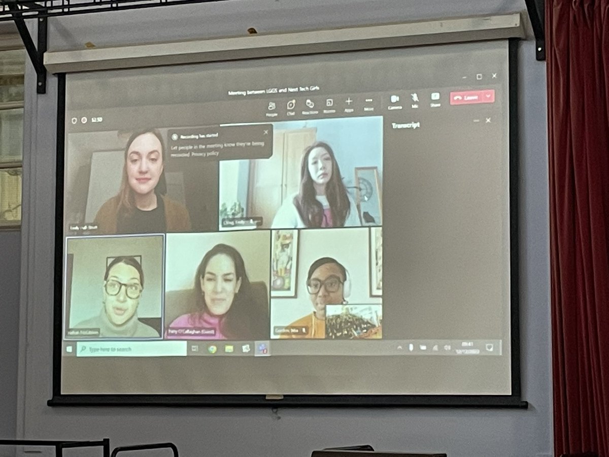 Fabulous panel lineup with powerful inspirational speakers from <a href="/NextTechGirls/">Next Tech Girls</a> thanks team 👏🏼