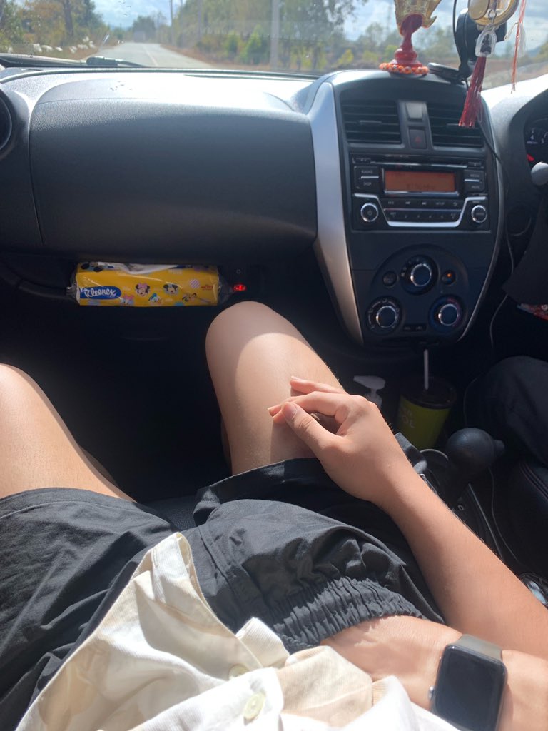 อยากจับมั้ยครับ💦
