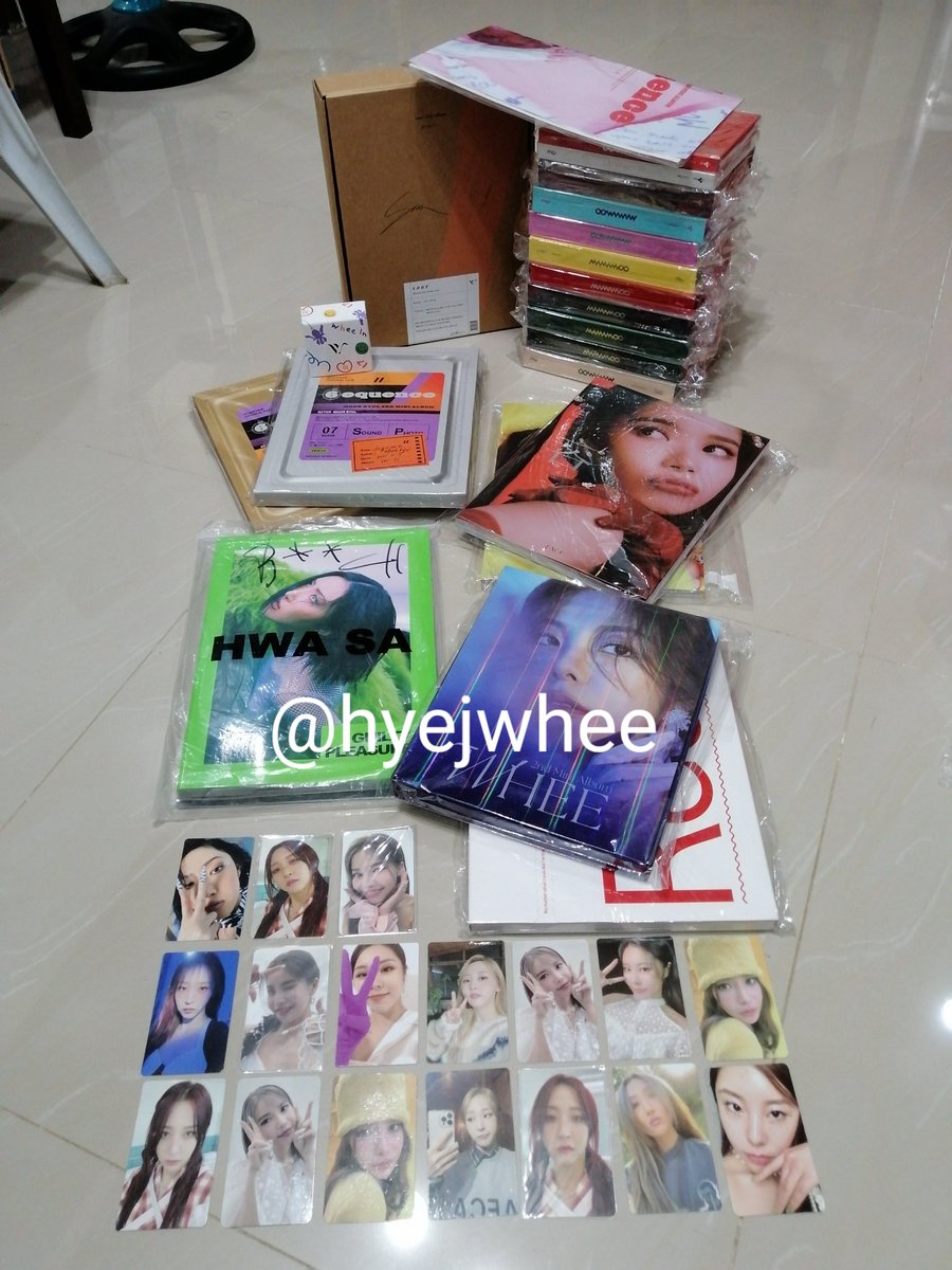 hyejwhee's tweet photo. Mamamoo Quitting Sale (updated) ‼

wts lfb onhand ph only solar moonbyul wheein hwasa

All Unsealed
prio set takers for now
- 7 solo albums for 1.8k
- 11 group albums for 3k
- 17 pcs for 2.5k
- soar for 2.5k
-wheein earcuff for 1.1k

see thread for details of items
DM to avail:) https://t.co/KwlNtqNOAv