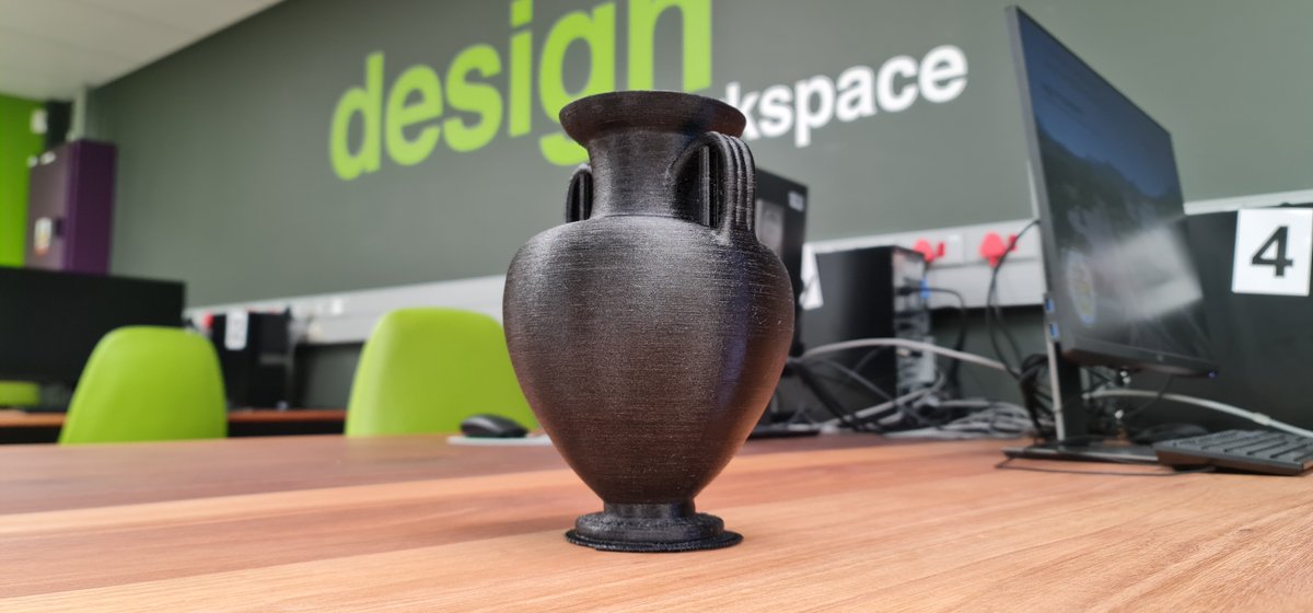 Would you like to 3D print an item for academic or personal use? Get your 3D printing done in the SU Library #Makerspace. Read more about 3D printing here: libguides.sun.ac.za/makerspace/3dp… 
#3Dprinting #Makerspace