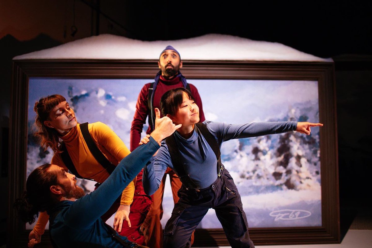 Anatomical tweet media