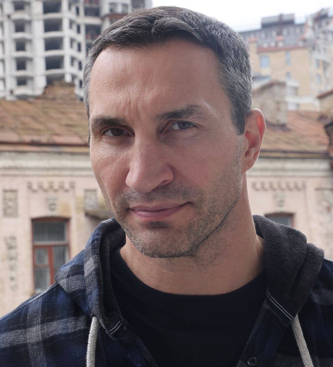 We become what we think, the size of our life is determined by the size of our thoughts. We have to think anyway, so we should think big. 

Whatever you're thinking, think bigger. Your mind is your biggest asset.

#FaceTheChallenge #TeamKlitschko