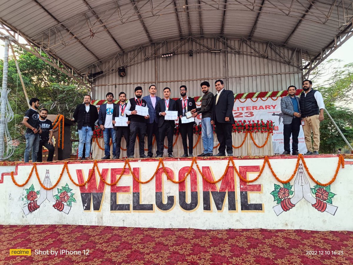 kipmcet751's tweet photo. #KIPMCET #AKTU #Tech_Fest #4_Gold #KIPM_Students_Rocks #proudmoment #Congratulations
1. Robo race - Gold ๐
2. Robo War - Gold Medal ๐ฅ 3. Bridge Kriti - Gold Medal ๐ฅ 4. Game of Codes - Bronze Medal๐
https://t.co/a72pgThuZH