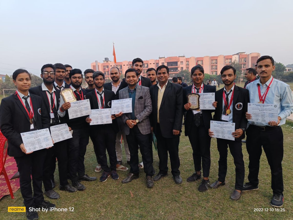 kipmcet751's tweet photo. #KIPMCET #AKTU #Tech_Fest #4_Gold #KIPM_Students_Rocks #proudmoment #Congratulations
1. Robo race - Gold ๐
2. Robo War - Gold Medal ๐ฅ 3. Bridge Kriti - Gold Medal ๐ฅ 4. Game of Codes - Bronze Medal๐
https://t.co/a72pgThuZH