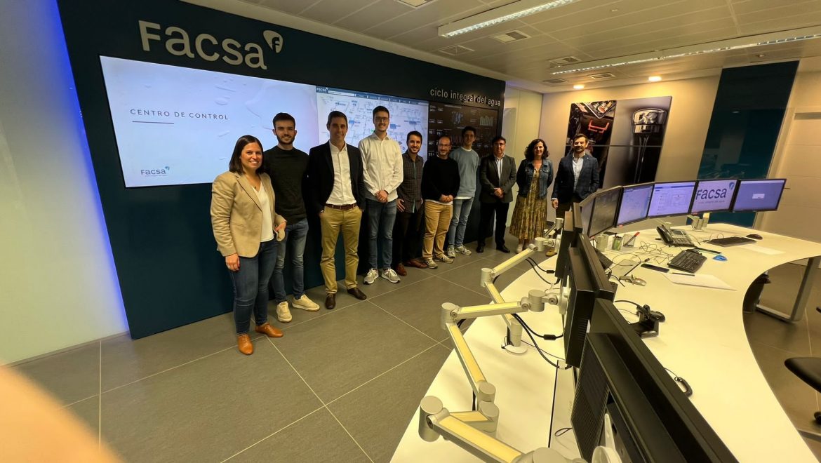 Facsa_es's tweet photo. 🚀Arrancamos la 5ª edición del acuerdo #Corporate con @lanzaderaes dando la bienvenida a nuestras instalaciones a las dos #startups ganadoras, #Dcycle y #Siali💙
🌐https://t.co/7z2bbdnOIf
#WaternologybyFacsa https://t.co/DgyV9U3lhn