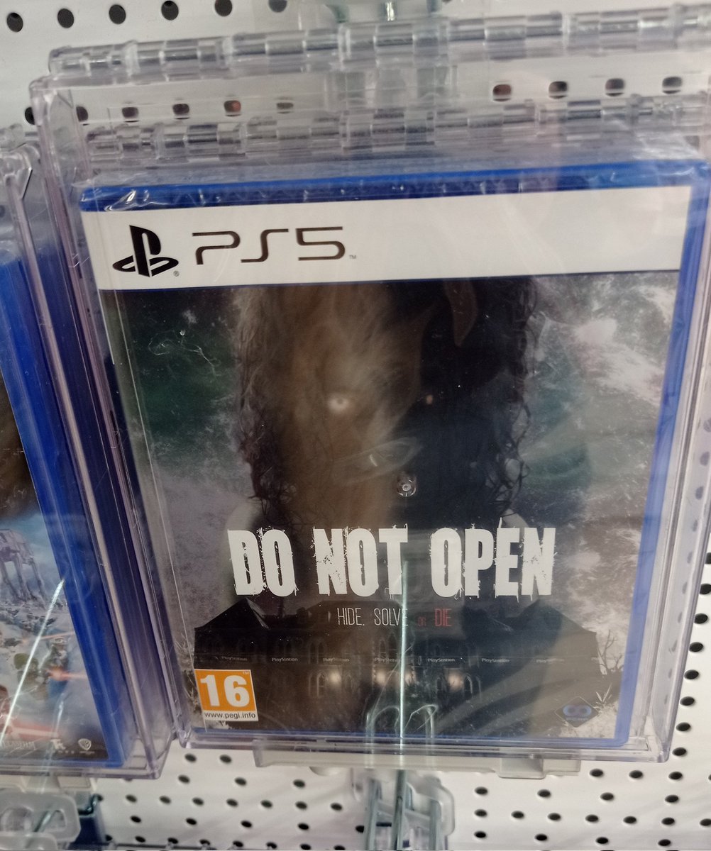 Chibichioo's tweet image. Jueguito de terror interesante 🤔😉
#DoNotOpen