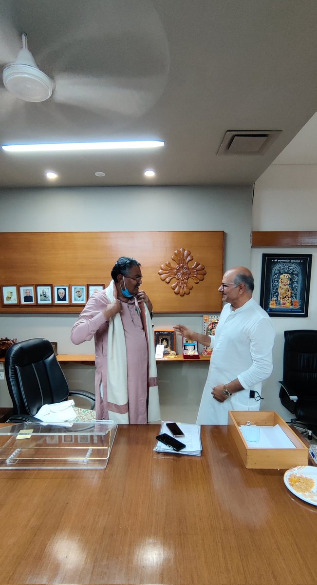 gbkothari's tweet photo. નવનિયુક્ત કેબિનેટ મંત્રીશ્રી @RaghavjiPatel સાહેબ ને ખૂબ ખૂબ અભિનંદન અને શુભકામનાઓ 💐💐

#ભાજપની_ડબલ_એન્જિન_સરકાર https://t.co/AmTjoWDhvj