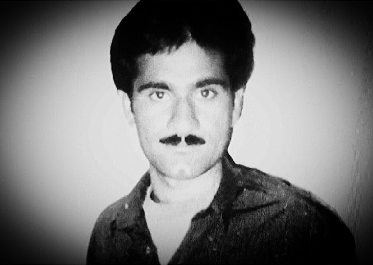 iwont_forget's tweet photo. عیسی شیرازی هم امروز مثل #مجیدرضا_رهنورد اعدام شد... 

#عیسی_شیرازی https://t.co/hGrsaFqvnF