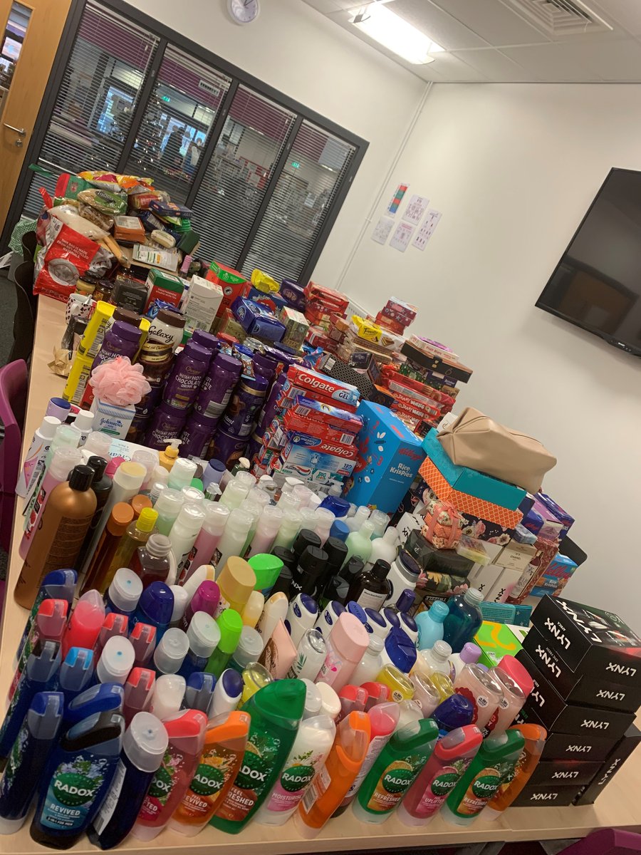 StpaulsLeic's tweet photo. Our hampers are complete and on their way to our feeder primary schools. @STMLeicester @StJoseLeicester @StJohnFisherCVA @SHeartCVA . โค๏ธ #community #STPfamily https://t.co/VG8J4RX1PC