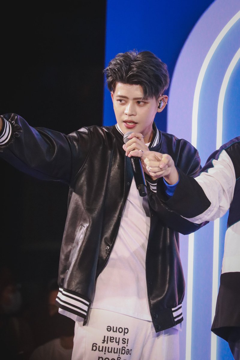 Cause I'm a fire boy💥🔥
#เจลเลอร์ #geler_k #LAZ1 
#Lazada1212LiveTH