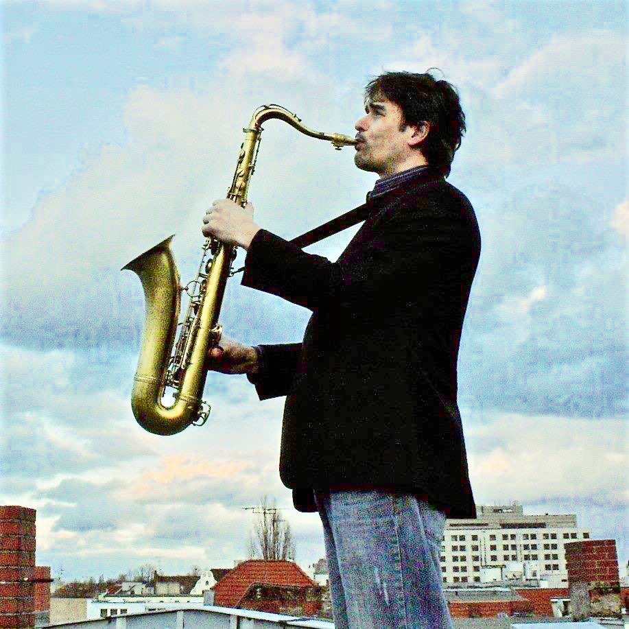 MARTIN KERN &amp; JIM BLOMFIELD QUARTET are at FRINGE JAZZ at The BRISTOL MUSIC CLUB, 76 St Paul's Road, BS8 1LP Wed 14th Dec.
Martin Kern -  Sax, #JimBlomfield - Piano, Nick Kacal - Bass &amp; #MarkWhitlam - Drums
Tickets  fringejazz.com
#bristoljazz  #bristol  #cliftonvillage
