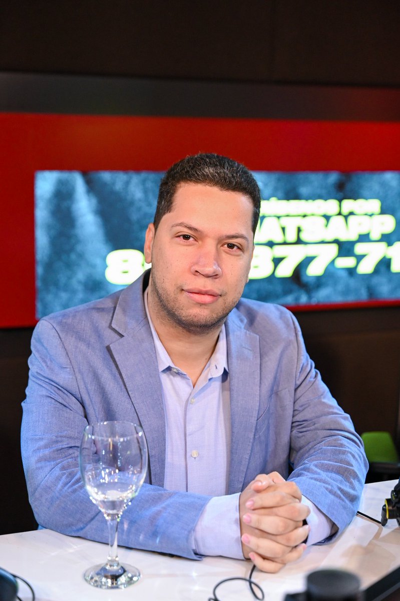 ¿Qué pasa con Perú que los presidentes duran tan poco? <a href="/Jatzel09/">Jatzel Román</a> analiza las causas de la inestabilidad política de ese país. 

Alofoke.FM 

#EstoNoEsRadio