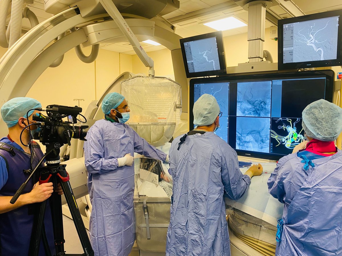 Exciting news: #OxHB and #PreSize will be featured on the @BBC ⚡ 

Thanks to @NICKKWEK and the @BBCClick team for capturing #PreSize in action last week and presenting our clinical trial at @LeedsHospitals with @tufailpatankar 

Proud moment for our team! Stay tuned 🎥