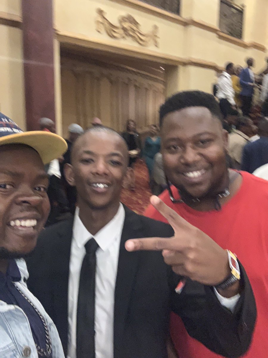 McnadyMedia_SH's tweet photo. Let’s congratulate The Rap  Ntariana @MagleraDoeBoy for bagging #BestMale @SA_HipHopAwards #SAHHA2022 🎉🎉🎉 https://t.co/UpEgDKpSRQ