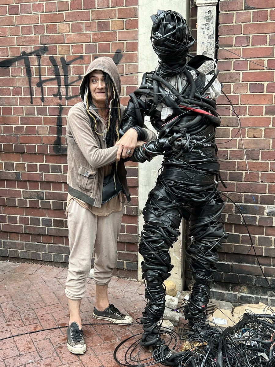 EdKieswetter's tweet photo. Today some amazing staff at our Cape Town @sarstax passed out small gifts to some of the homeless in the CBD @CityofCT. Stephan Schoeman gave permission to post his artwork outside his pavement home. “The Rubberman”  #CountYourBlessings @geordinhl https://t.co/GTBV7isbaL