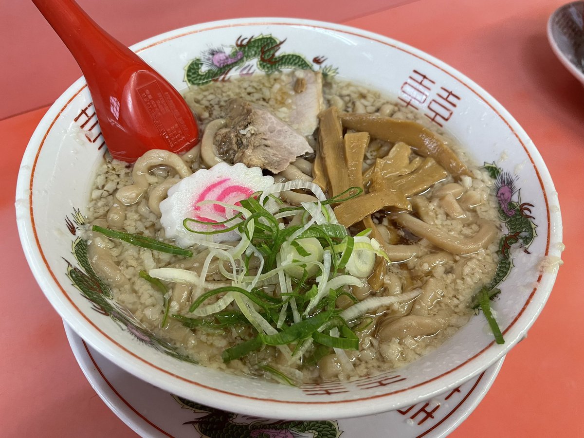 にある さんの 🍜 久しぶりの 旨かった😋 A Chinese noodles at the "Omura Shiten" in Tsubame City, Niigata Prefecture. The backfat ramen I ate for t