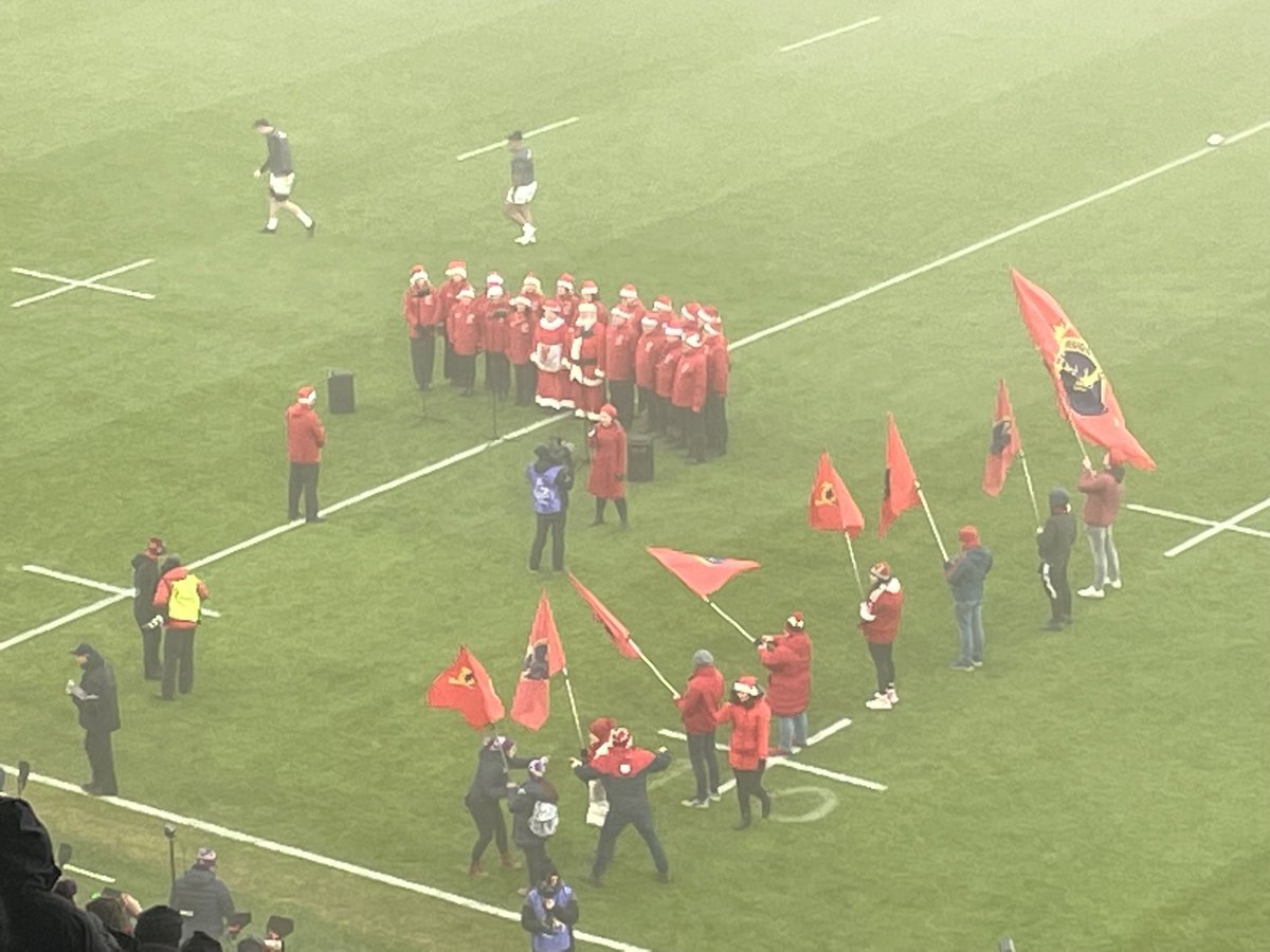 ACETCorkIreland's tweet photo. Buddy enjoyed the #MUNvTOU (Munster v Toulouse) rugby game at Thomond Park on Sunday!! Very foggy and cold conditions.⛄🥶🫣 A brilliant day out. Hard luck to Munster #thomondpark #elfdayout #buddydoesrugby #acetelf #elfontheshelf #christmas #rugby #munstervtoulouse https://t.co/DdDHSwcmte