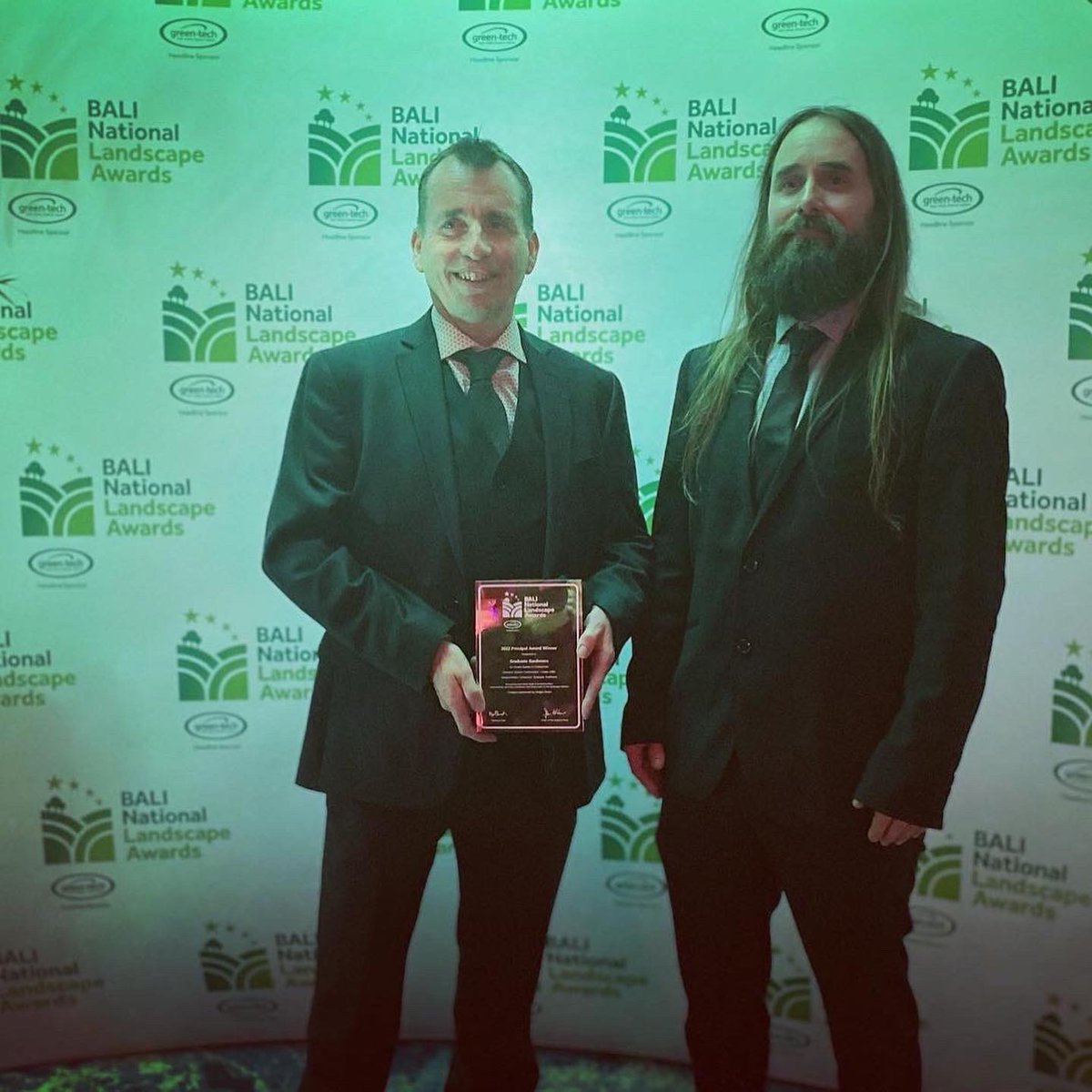 GraduateGardene's tweet photo. We were delighted to win two Principal Awards at the British Association of Landscape Industries Awards earlier this month. Mark Draper's beautiful garden designs  were expertly executed by our landscapers once again - a great team effort. Many thanks @BALI_Awards. #baliawards https://t.co/pBQoJshA5C