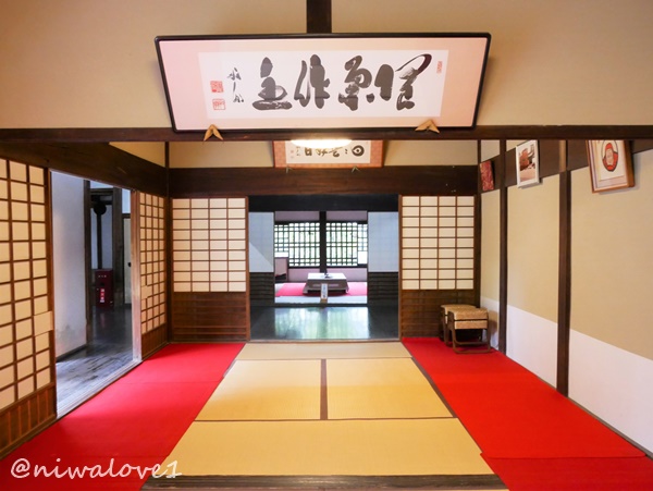 niwalove1's tweet photo. #等持院 ②
秋には紅葉が彩りを沿え、初夏にはサツキなど四季折々の花が咲き誇ります🌸
築山の茶室まで登ることができ、そこから望む庭園も美しいです。
方丈は2020年まで3年間の修復が行われ、床に #埋木 を使った修復も施されていました☺️
#京都 #神社仏閣 #kyoto #tojiin https://t.co/9iIC7akmrN