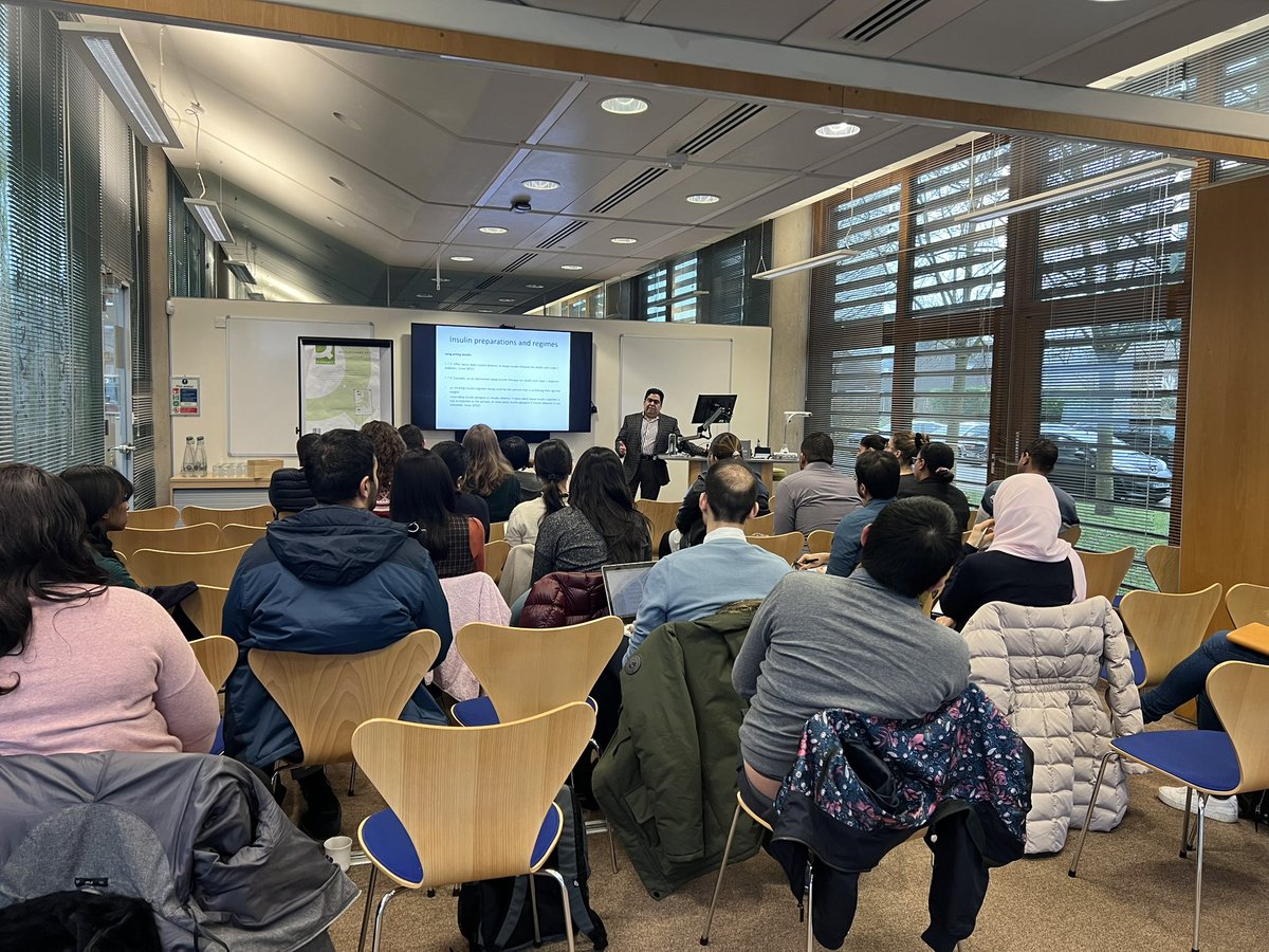 youngdiabendo's tweet photo. Our ABC of D&amp;E course kicking off in style with @m_alikaramat talking about approach to a new patient with T1DM  #YDEF https://t.co/AdQHsRLDcB