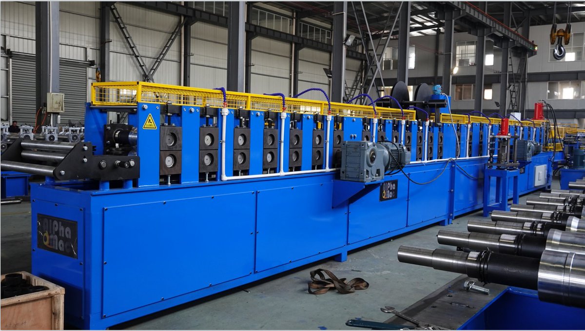 AlphamacRollfor's tweet image. 𝗘-𝗺𝗮𝗶𝗹: sales@alphamac.cn   alphamac.cn    #rollforming machine  #metalforming  #steelsections  #raketrim  #eavestrut