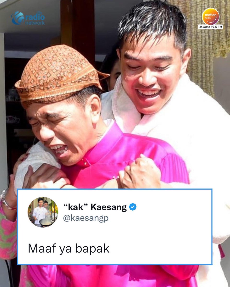 MOTION975FM's tweet image. Momen momen lucu di acara nikahan Kaesang Erina 🤩

Di sela padetnya rangkaian acara nikahan, rupanya Kaesang tetap aktif nge-twit loh Temen Motion!

Kaesang ini emang suka banget guyon yaa? Gimana menurut Temen Motion? 😆

📷 Twitter/kaesangp

#MotionUpdate #motion975fmjkt