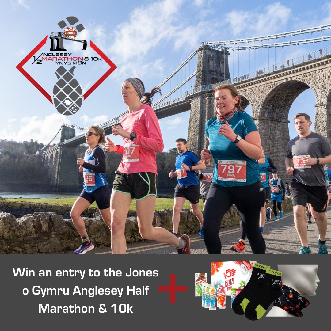 UKRunChat's tweet photo. RT this and follow @aahevents to be in the Monday 12th December 9pm draw for your chance to win entry to the Jones o Gymru Anglesey Half Marathon &amp; 10k PLUS a runners' bundle (RRP £63.99)

We will have two winners. 🎅 Good luck! 

More info 👉 https://t.co/nhfJQtLi6S

#ukrunchat https://t.co/j9ycuzSDvB