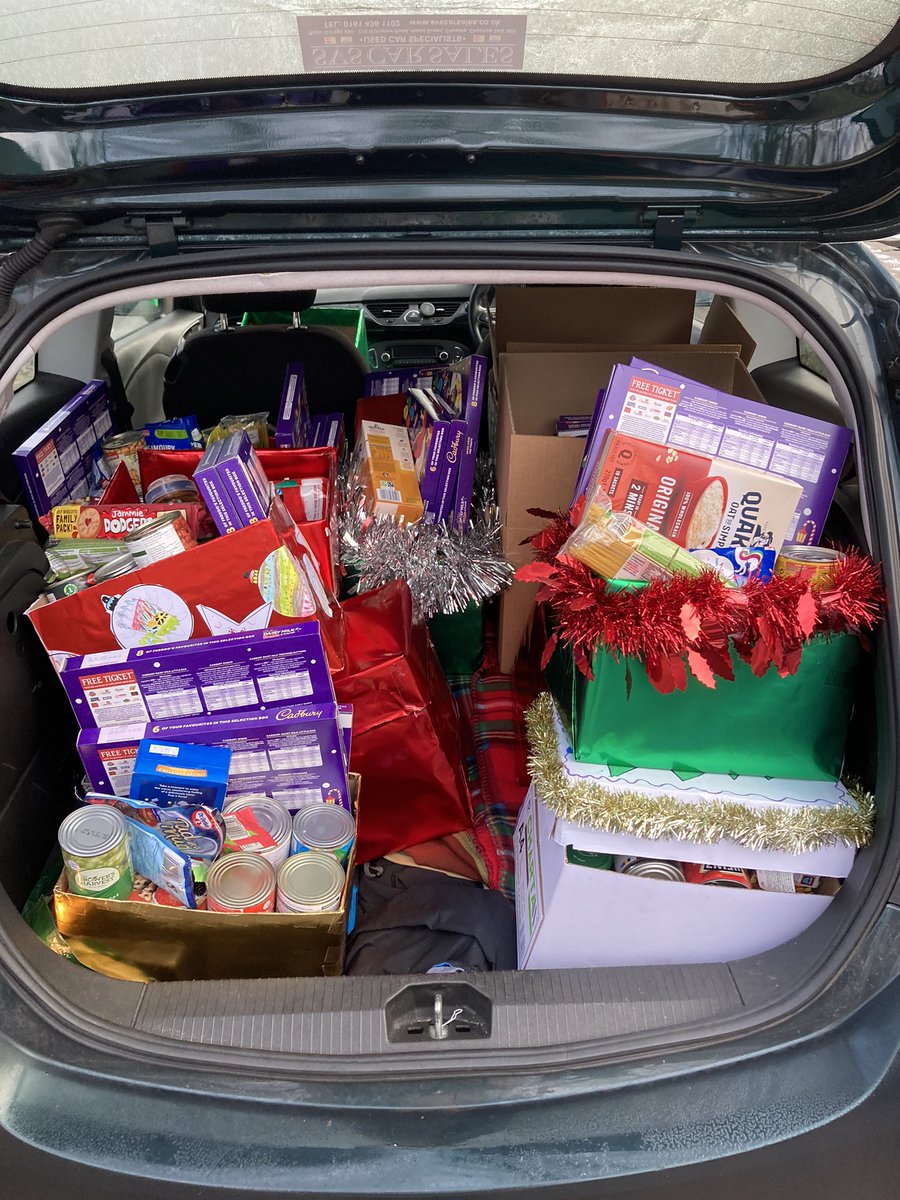 Kids from one school making food parcels for kids at another! My heart ♥️ there’s good in the world 🌍 #endchildfoodpoverty