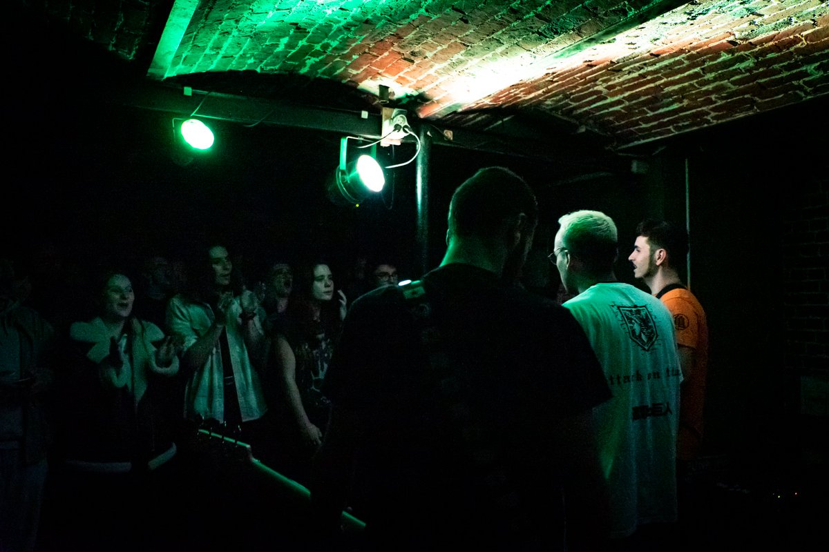 FailForwardHxC's tweet photo. Thank you Lille, it was awesome❤️
Big up to #glassland, #raveonbinary and the #picobistrot for the welcome !
See you in the next month at La Brat Cave with #skanda and #ethna.
#metal #metalcore #hxc #hardcore #band https://t.co/IayGk8eN9P