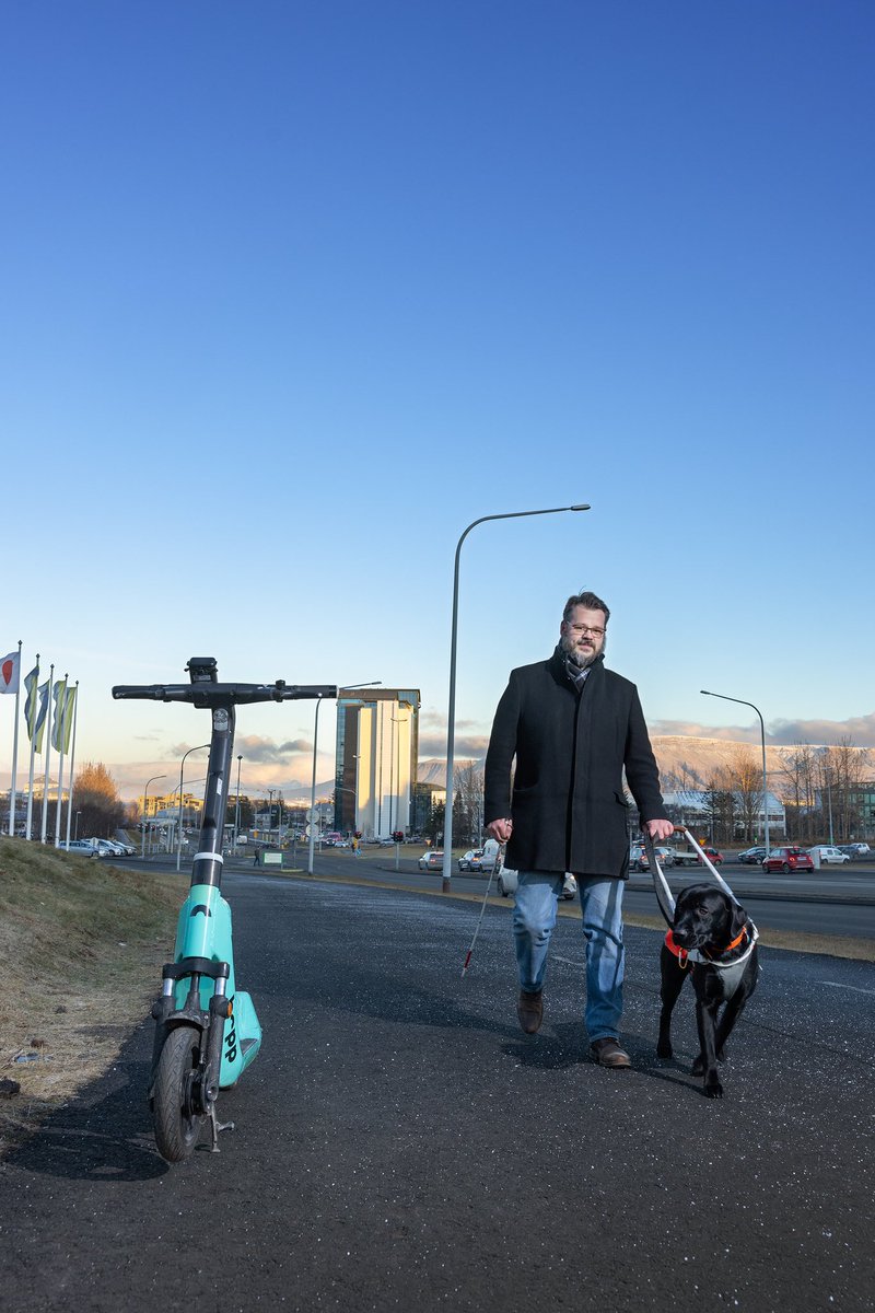 Júlíus og Loki dýrka Hopp, en komast þeir öruggir framhjá? 
Þeir ganga mikið og þurfa að reiða sig á að ÞÚ leggir skútunni rétt <3  
#peopleofHopp